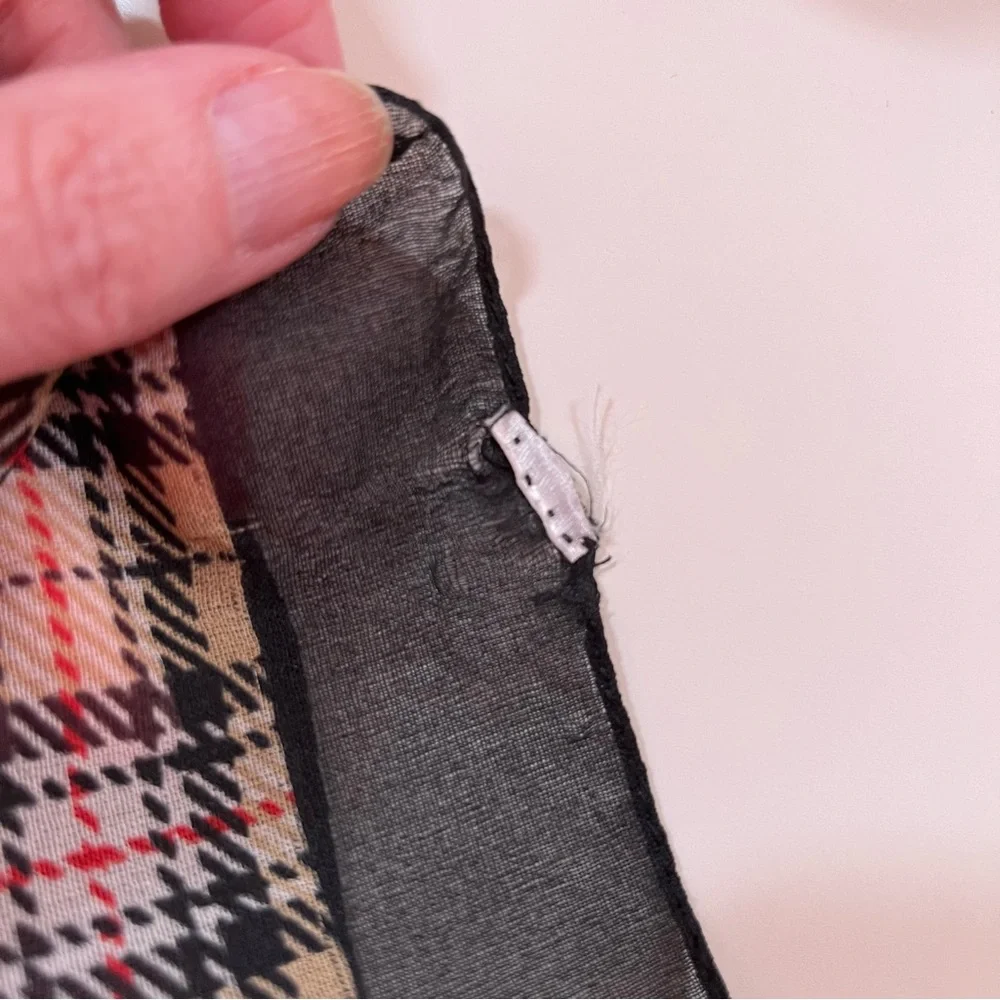 Vintage 80 90 Retro Camel Tan Black Academia Plaid classic Preppy Neck Scarf - Picture 5 of 13